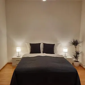  Apartament Prague-2 Free Parking